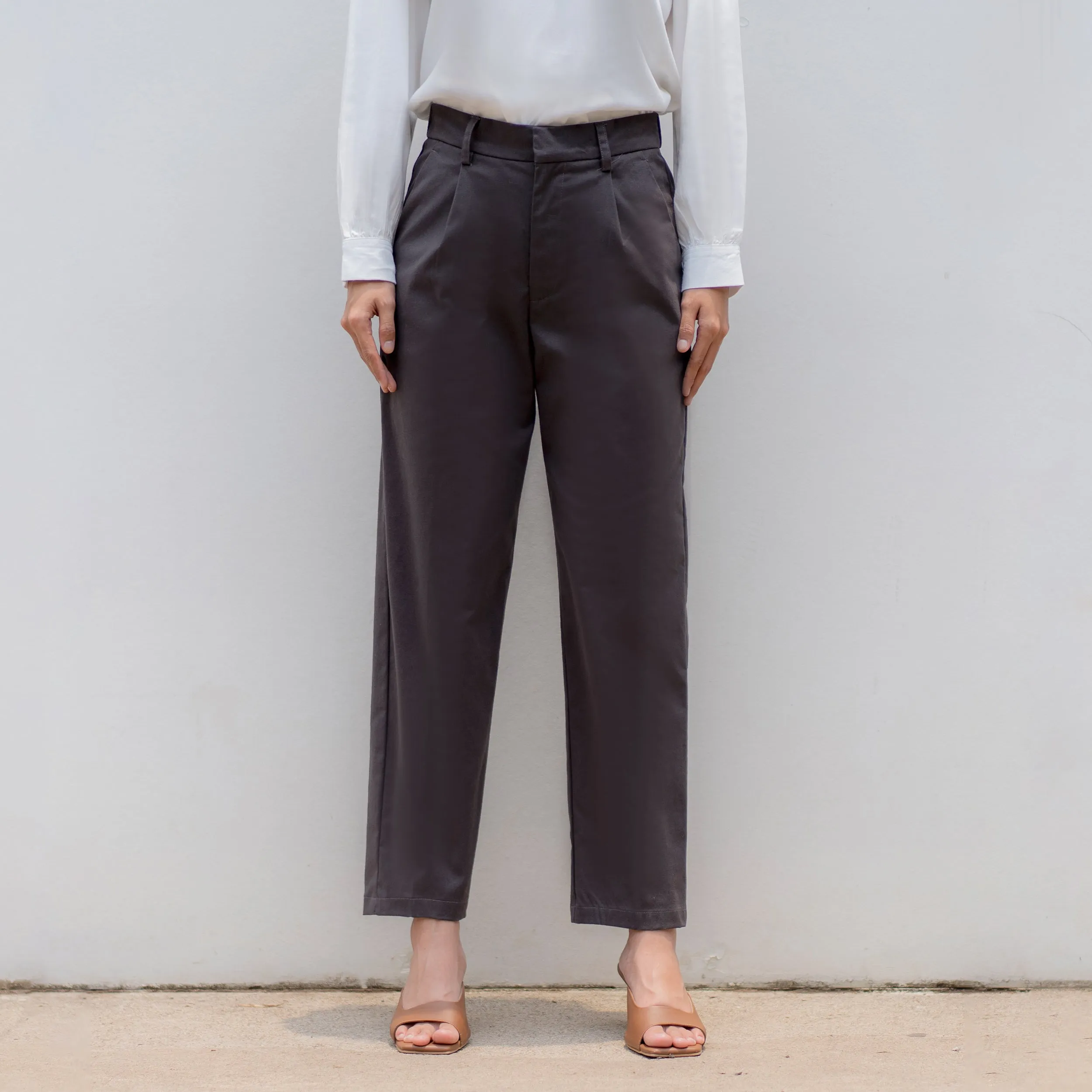 Classic Chino Pants