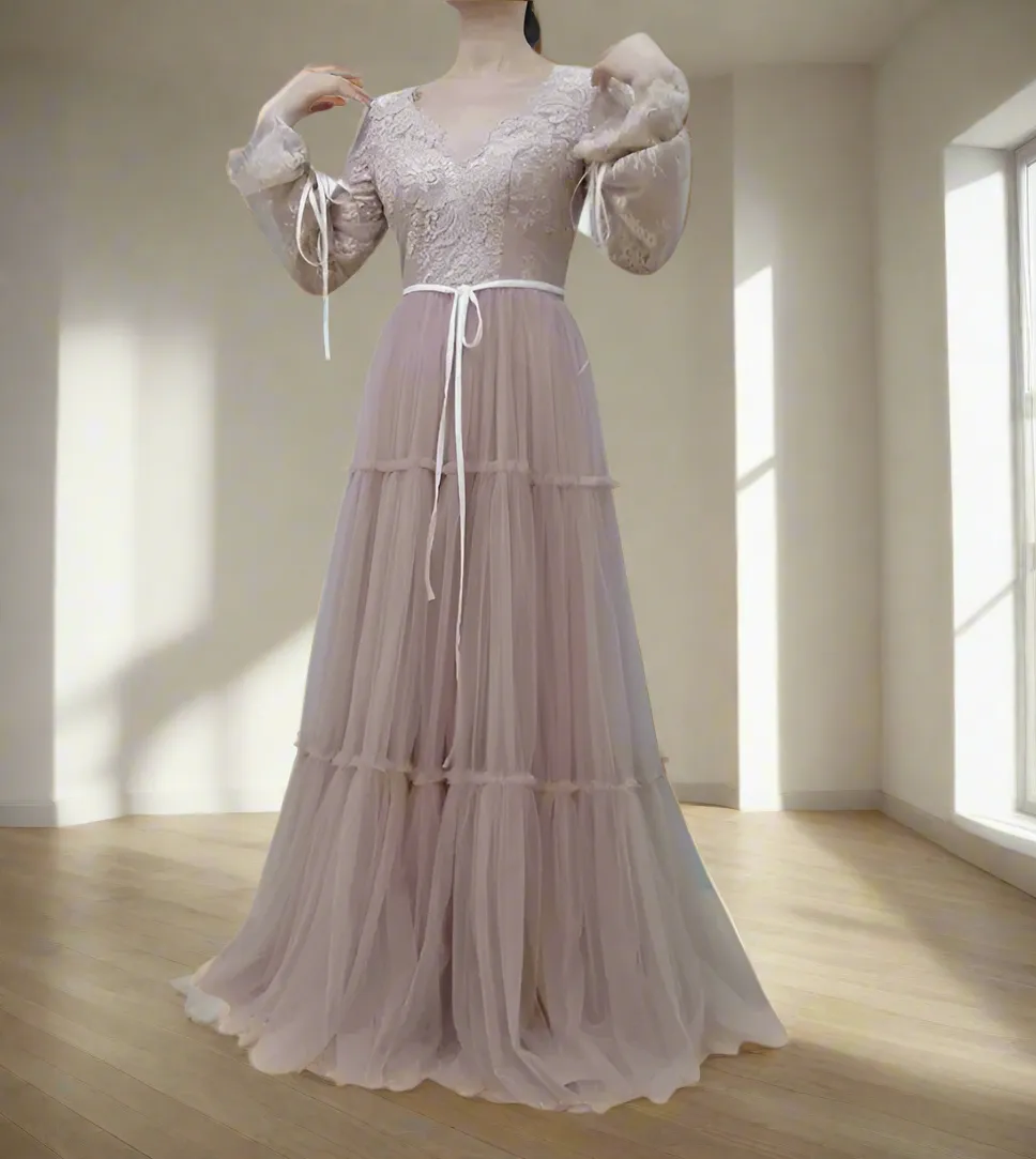 Floor Length Chic V-neck Flowy Tulle Long Sleeves Wedding Dress