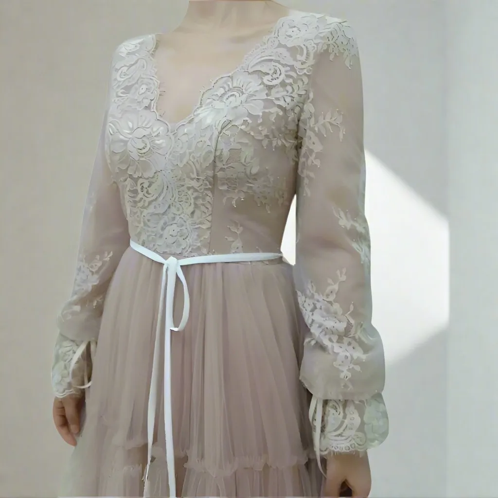 Floor Length Chic V-neck Flowy Tulle Long Sleeves Wedding Dress