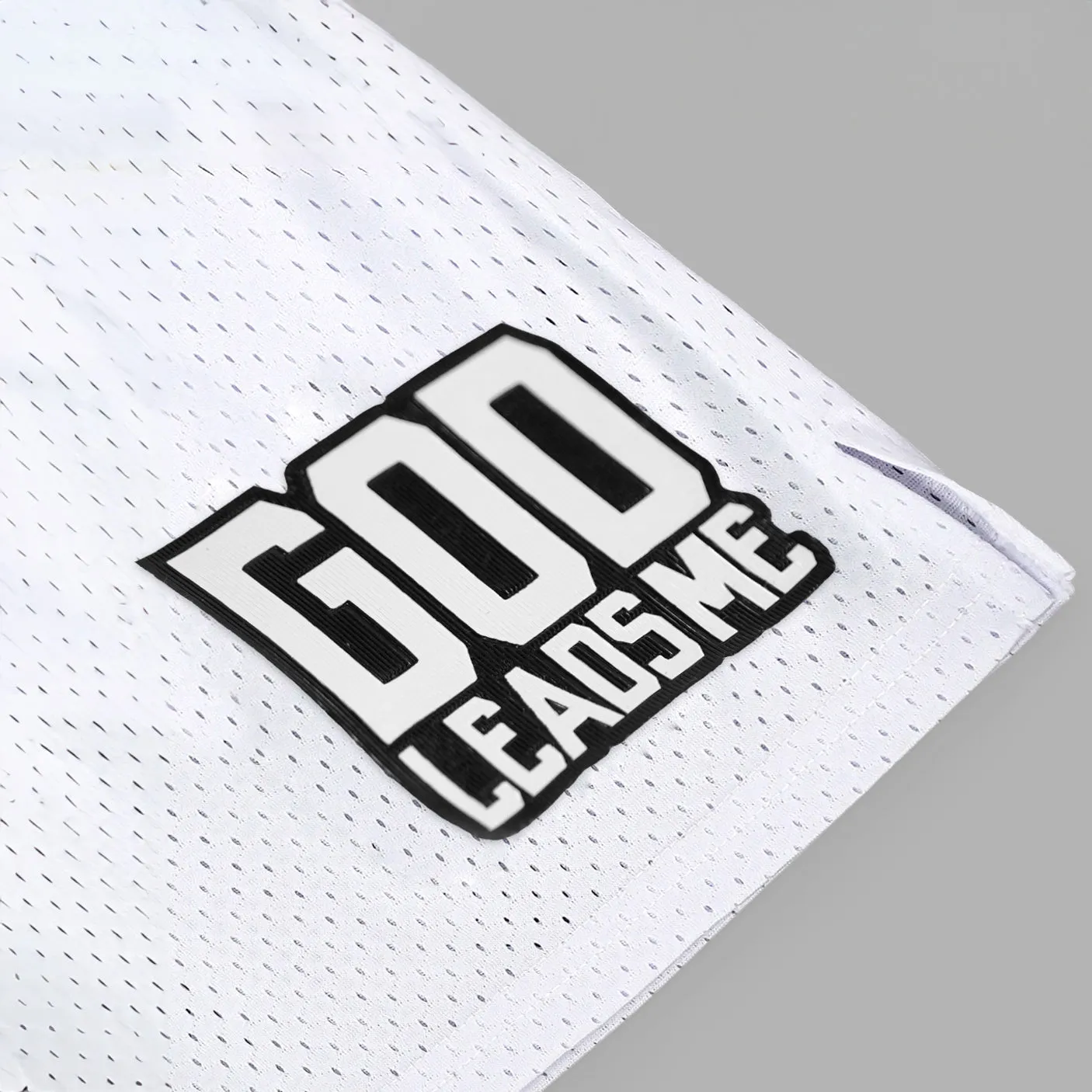 God Leads Me Patch Shorts - 7"