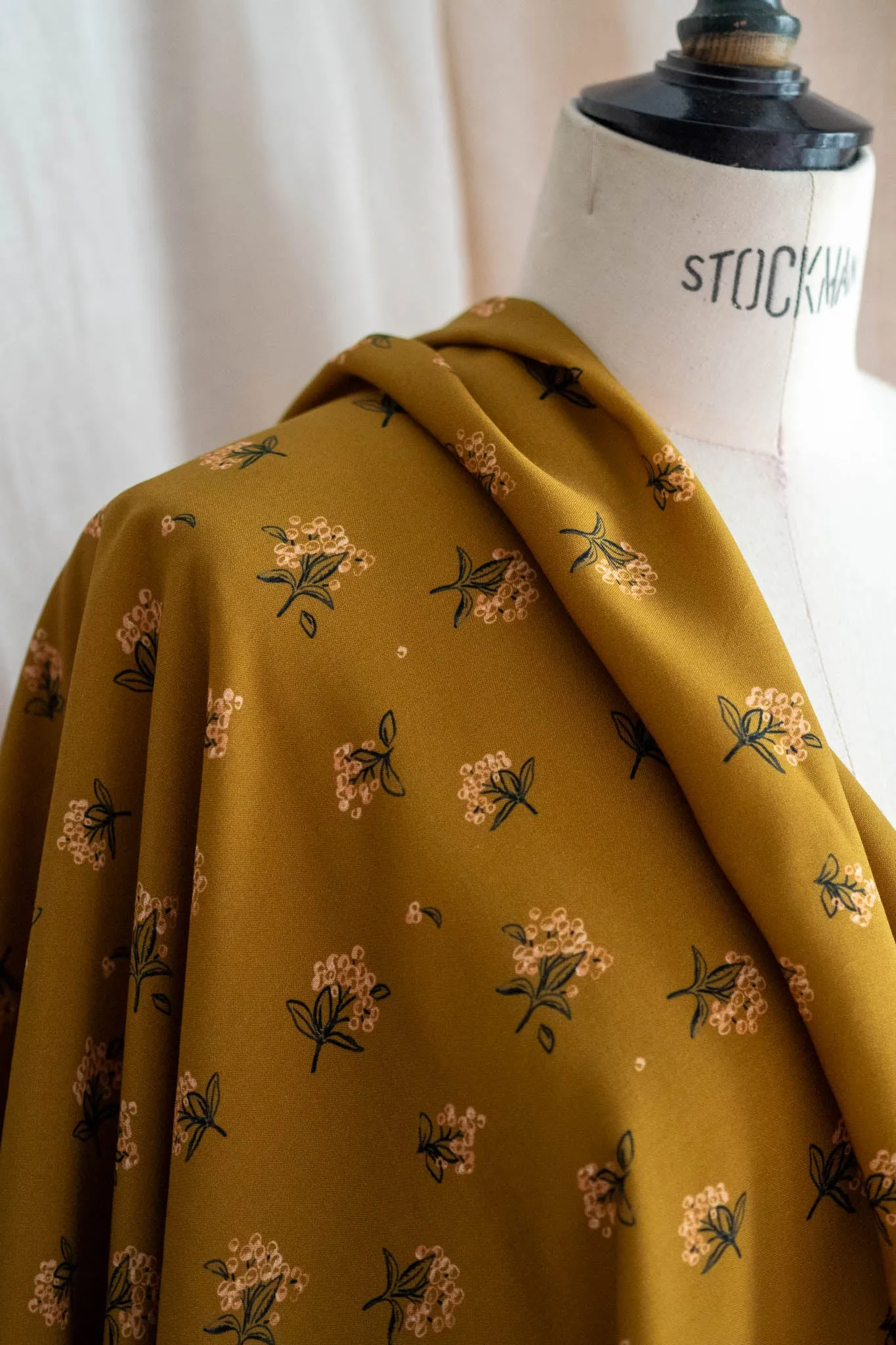 Lise Tailor | Floréale Viscose