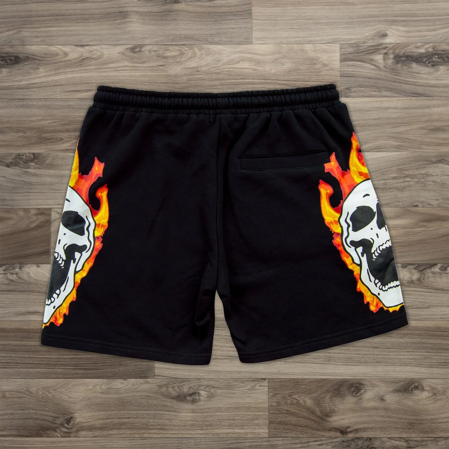 Sleek skull print shorts