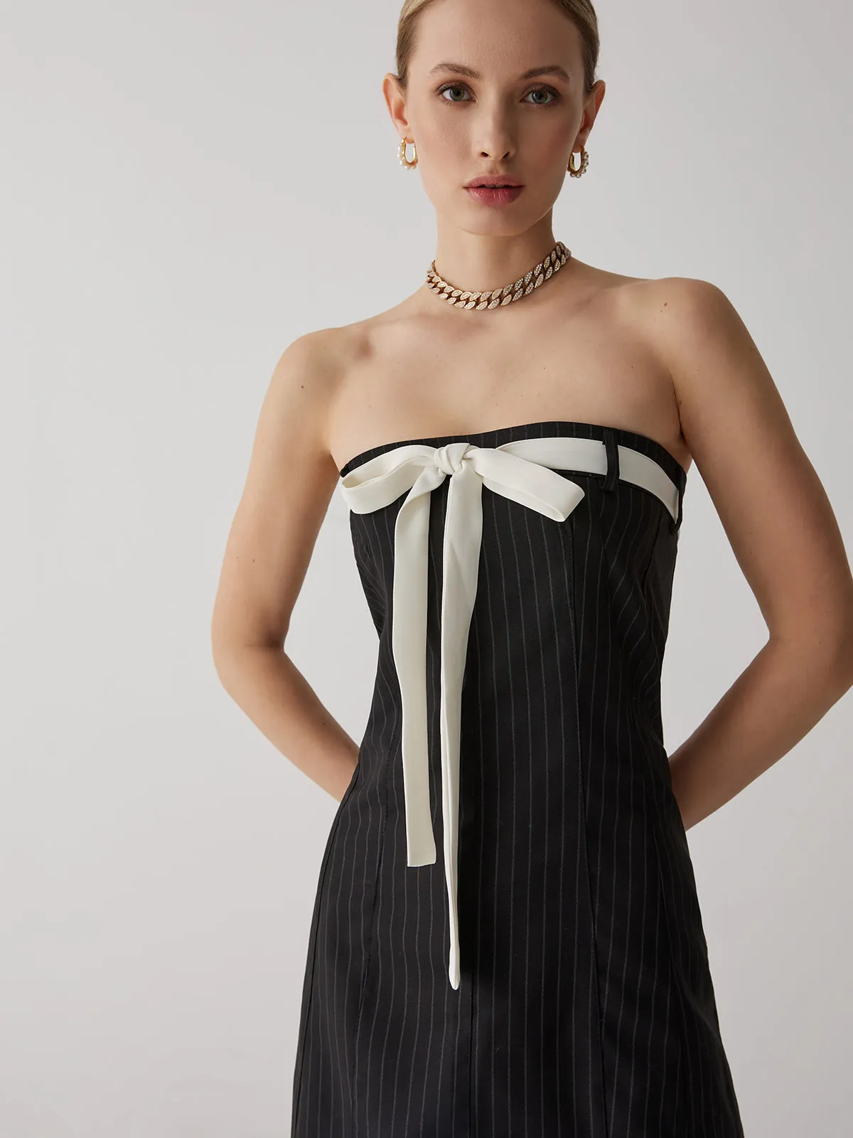 Stripes White Graceful Bow Short Dress
